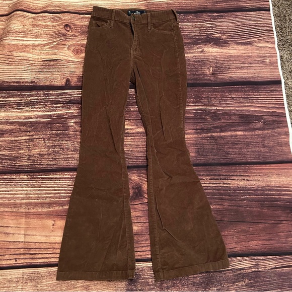 Hollister Pants - Women’s Hollister corduroy Brown Flare Pants Size 5R 27 x 32